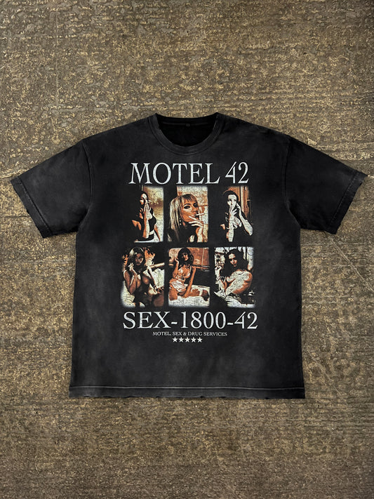 Motel 42 - Pink yellow Fuse