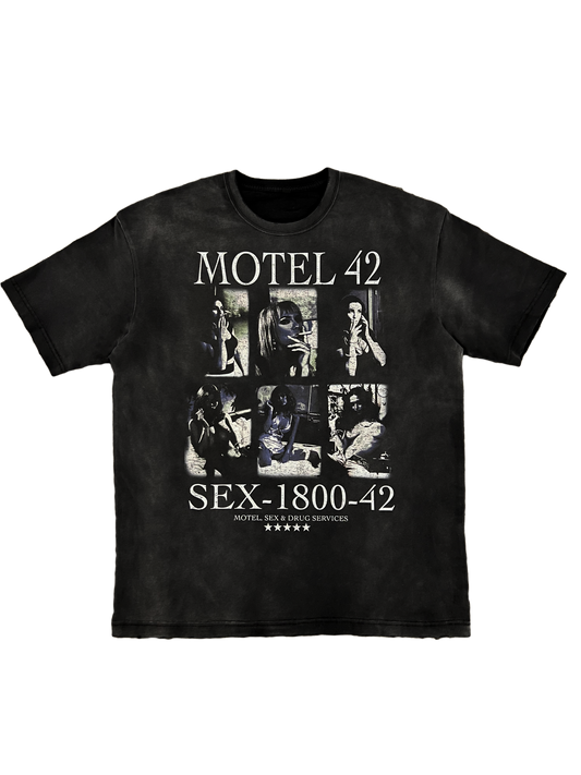 Motel 42 - BLACK
